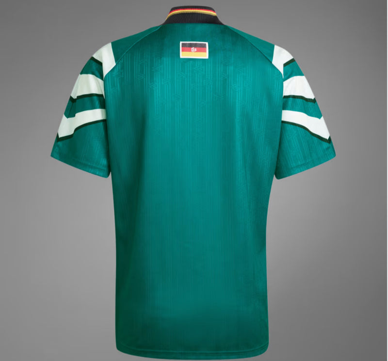 Maillot rétro de l'équipe nationale d'Allemagne 1996 - Vert