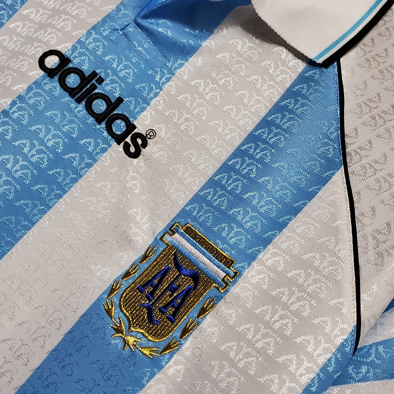 Camisola Seleção Argentina Retrô 1997-1998 Azul e Branca -