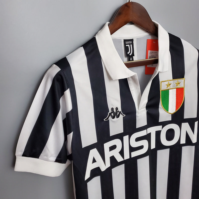 Camisola Juventus Retrô 1984/1985 - Preta e Branca
